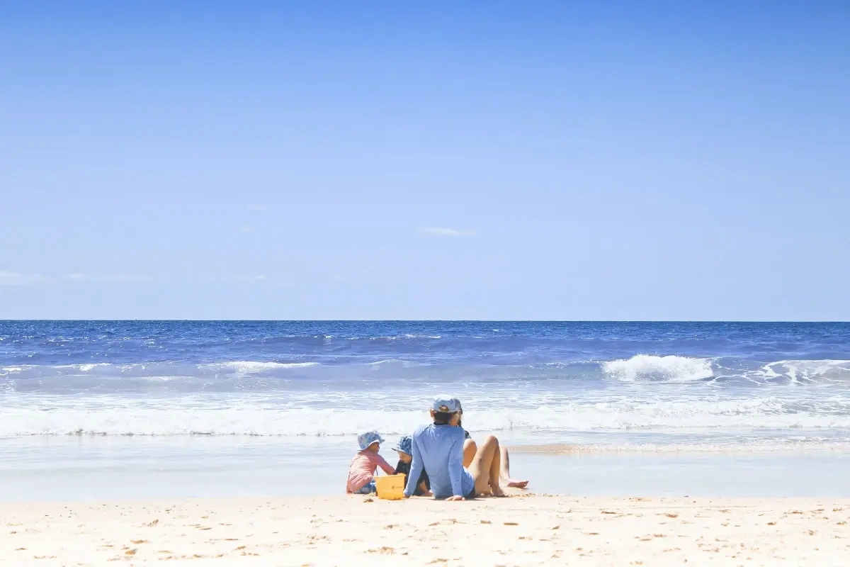 Hvor skal familieferien gå hen - her er 5 forslag hvor du er garanteret strand og sol